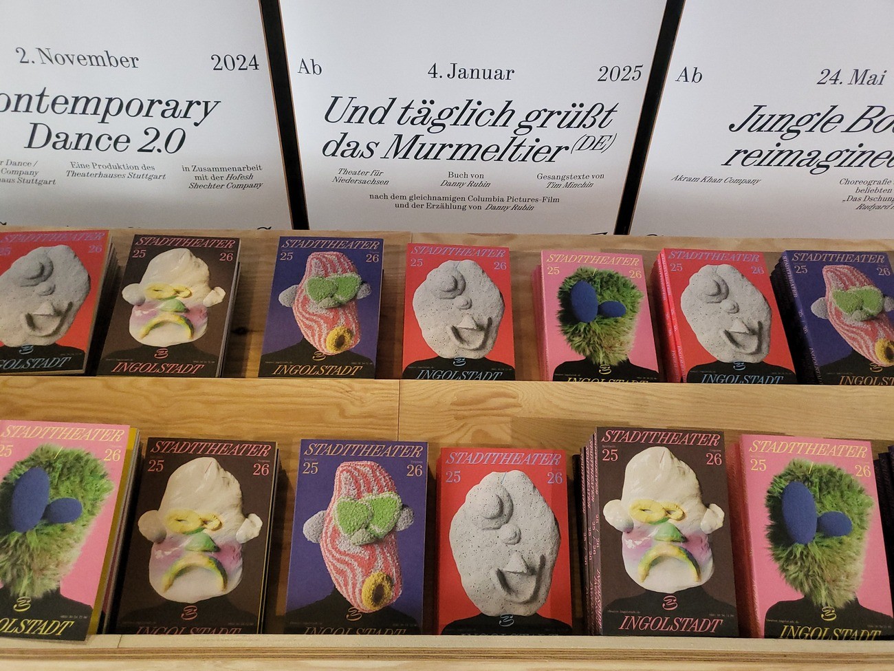 Stadttheater, Ingolstadt, Spielzeit 2025/26, Programmhefte